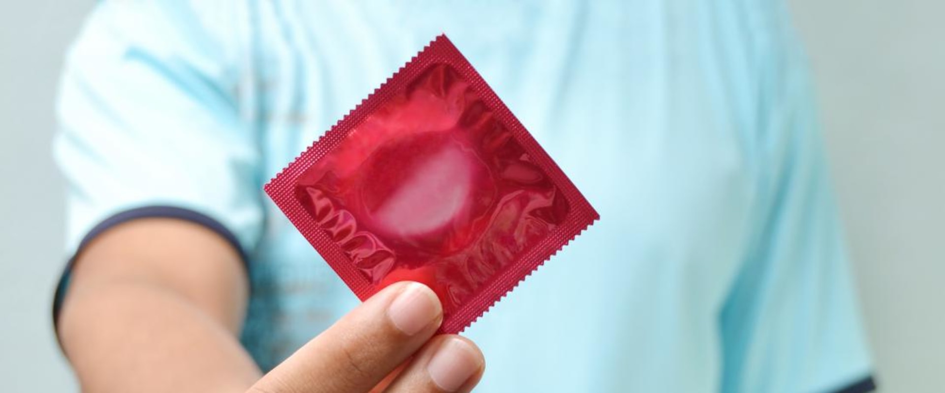 Using Condoms A Comprehensive Overview of Herpes Virus Prevention & Safe Sex Practices